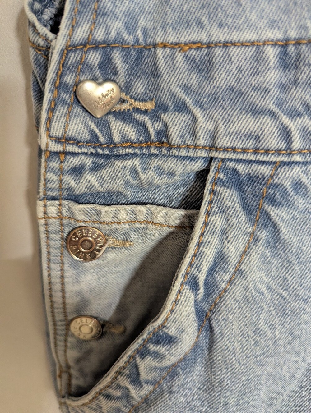 Celebrity Pink Light Wash Denim Overalls Scoop Neck, 7 Pockets Size L - Picture 6 of 10
